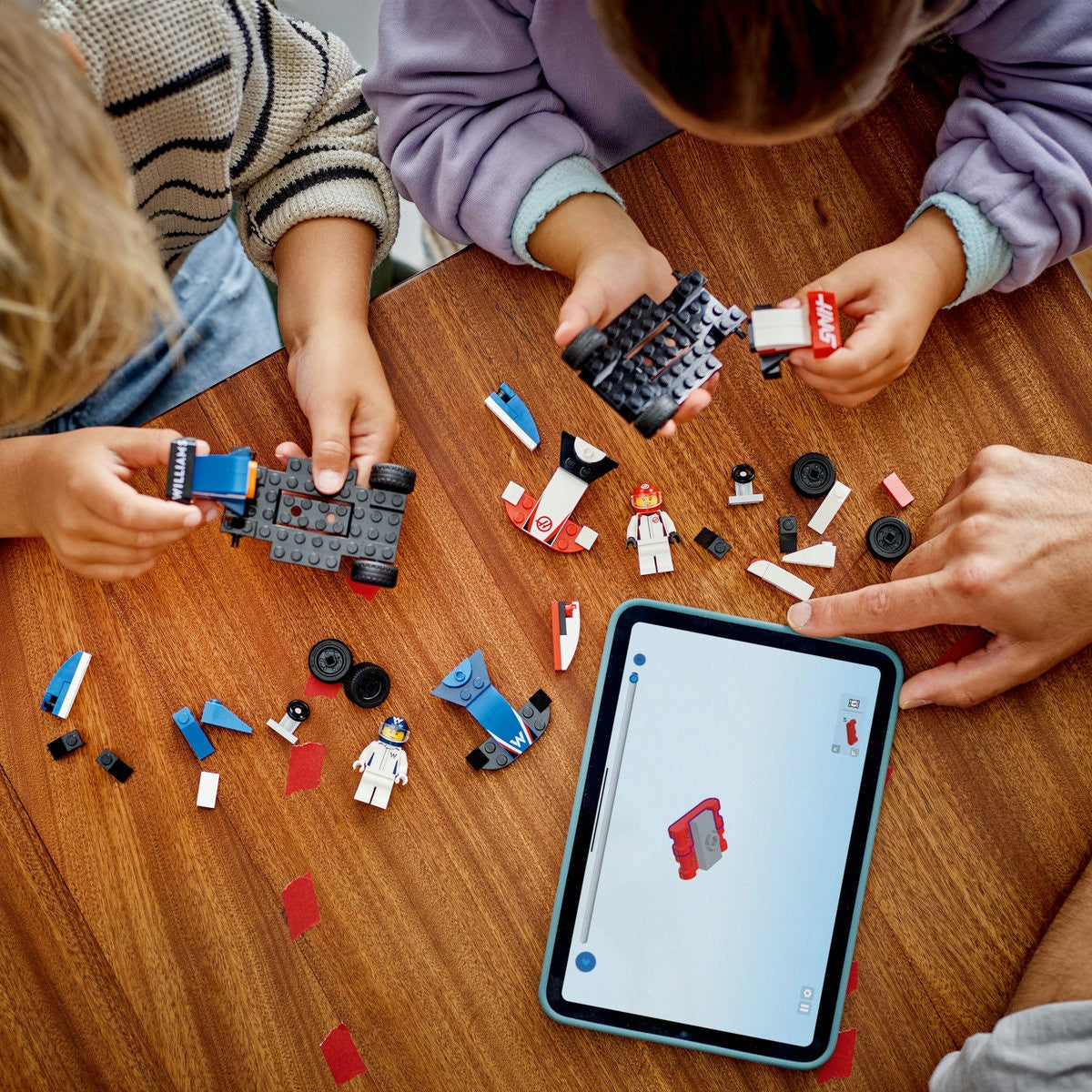 LEGO® City Masini de curse F1 Williams Racing si Haas F1(60464) - Gabcom