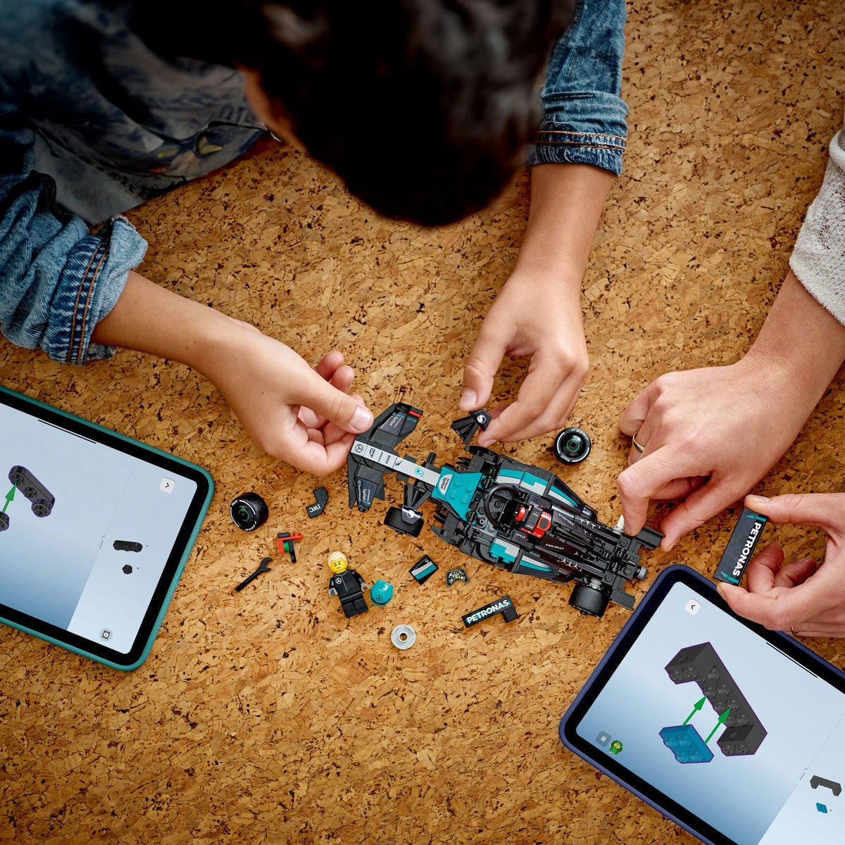 LEGO® Speed Champions Masina de curse Mercedes-AMG F1® W15 (77244). - Gabcom