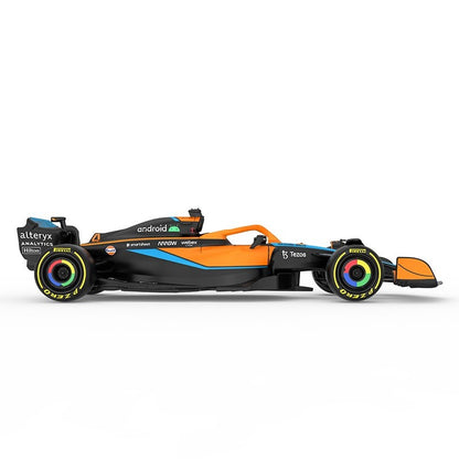 Masinuta metalica McLaren F1 MCL36, scara 1 la 24