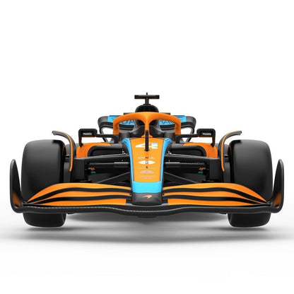 Masinuta metalica McLaren F1 MCL36, scara 1 la 24