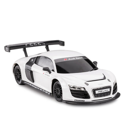 Masinuta metalica Audi R8, scara 1 la 24